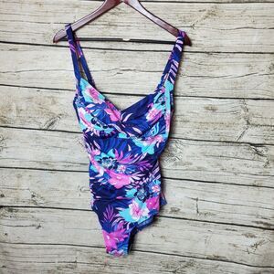 Calypso cove leaf printed one piece swim Size 16